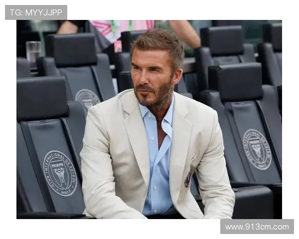 足球明星吐舌搞笑瞬间合集精彩图片展示球场上的幽默风采 足球明星吐舌搞笑瞬间合集精彩图片展示球场上的幽默风采