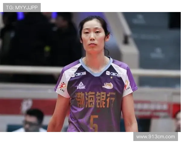 黄丽专访：从青涩球员到网球明星的成长之路回顾