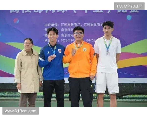 南京网球队逆袭之路揭秘：从默默无闻到世界锦标赛的辉煌时刻