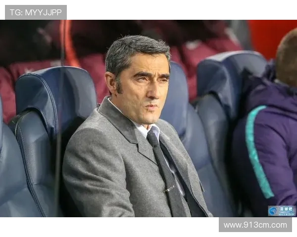 新版足球明星的表现如何值得期待的亮点与不足分析