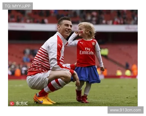 足球明星超清合照展现球场风采与团队精神的完美瞬间